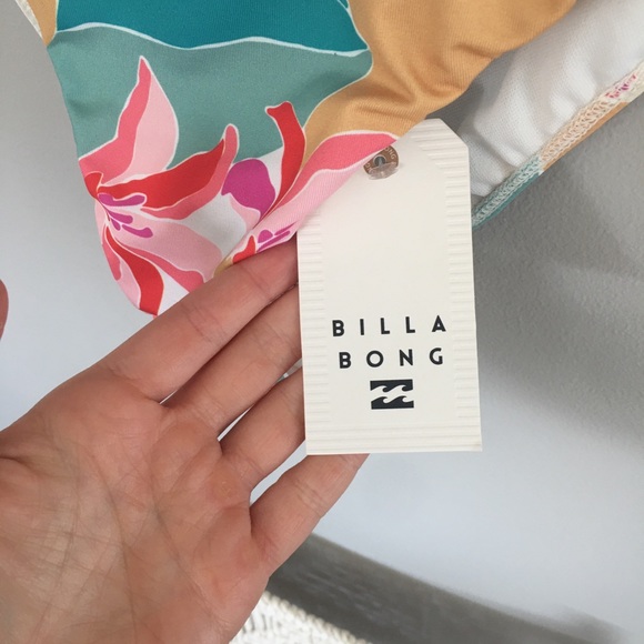 Billabong NWT Wild Sun Bikini Set - Size L - Picture 7 of 14